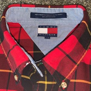 Tommy Hilfiger men’s Red Button Down